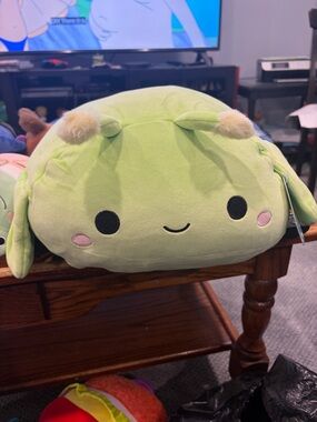 Stackable grasshopper Squishmallow